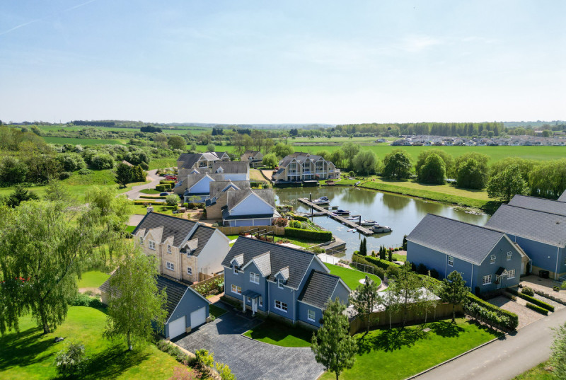 Waters Edge, Wansford10