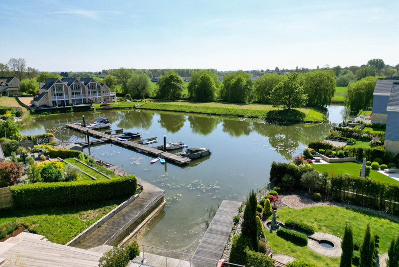 Waters Edge, Wansford48