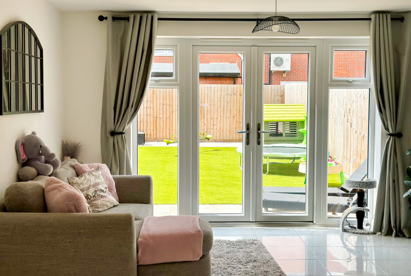 Banbury Drive, Hampton Water17