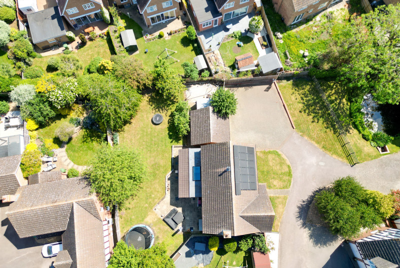 The Grove, Wistow2