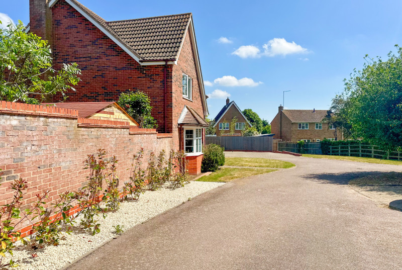 The Grove, Wistow8