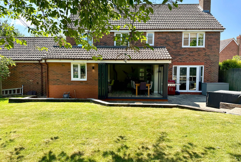 The Grove, Wistow38