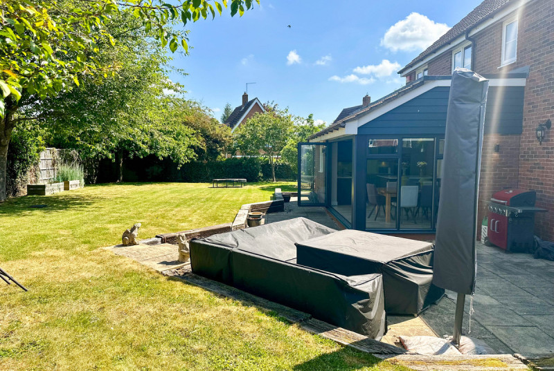 The Grove, Wistow46