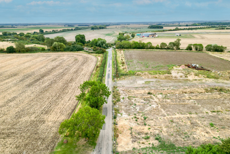 Pingle Bank, Holme
