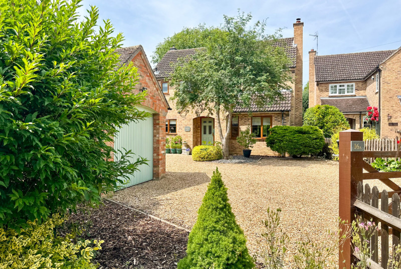 High Street, Upwood7