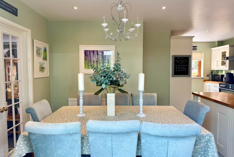 High Street, Upwood22