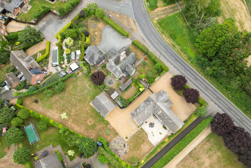 Holme Lane, Holme