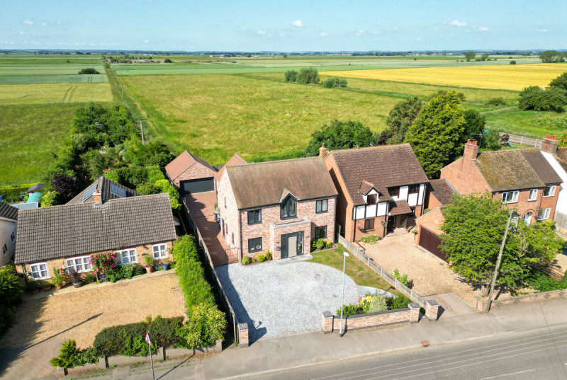 Oilmills Road, Ramsey Mereside45
