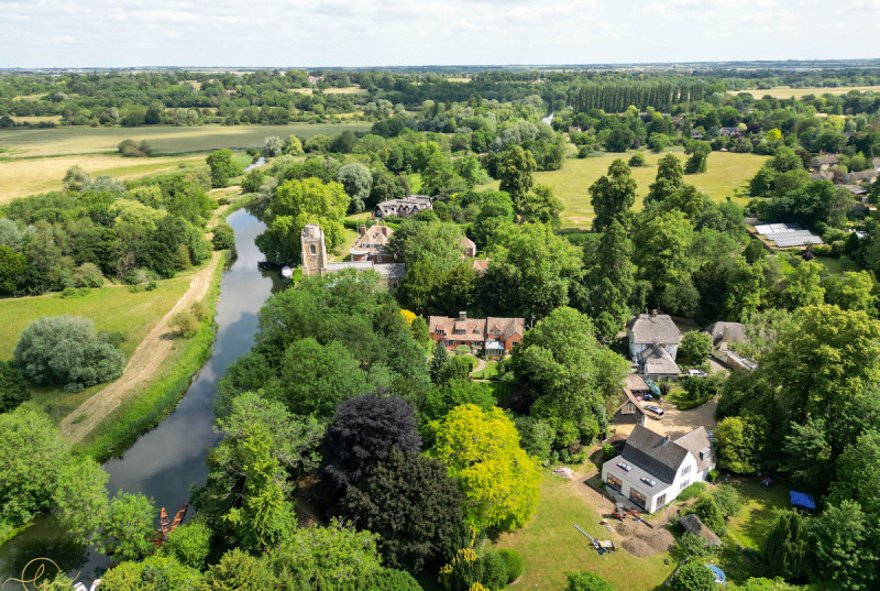 The Old Cottage, Church Street, Hemingford Grey43