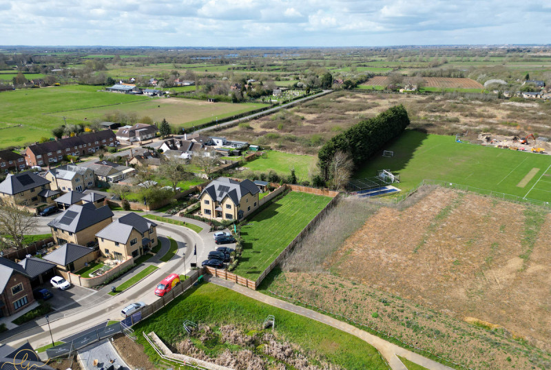 New Road at Hayfield Lodge, Over9