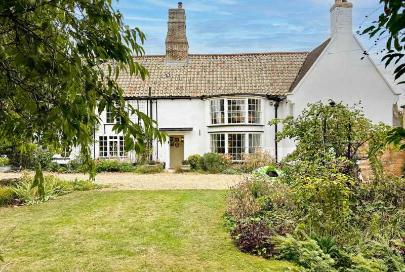 The Old Priory, High Street, Needingworth8