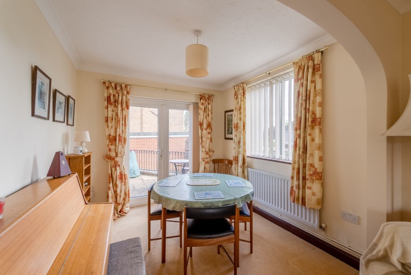 Woodfield Avenue, Bury10