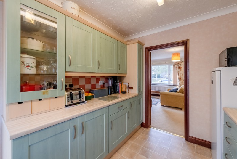 Woodfield Avenue, Bury14