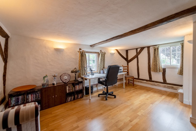 High Street, Upwood10