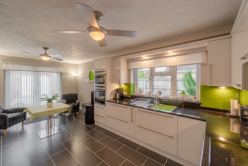 Wisbech Road, Manea17