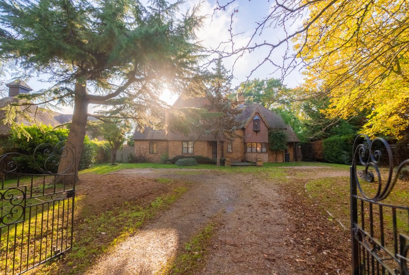 Thicket Road, Houghton3