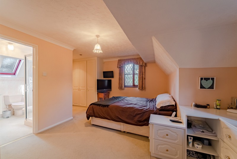 Thicket Road, Houghton25
