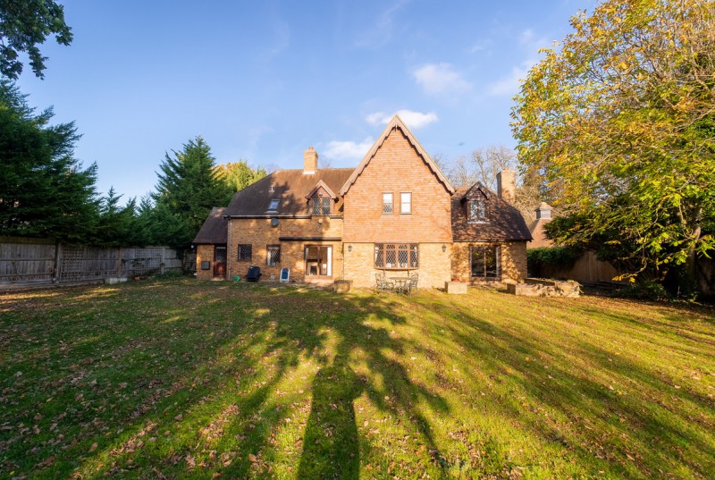 Thicket Road, Houghton31