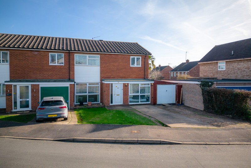 Acacia Avenue, St Ives6