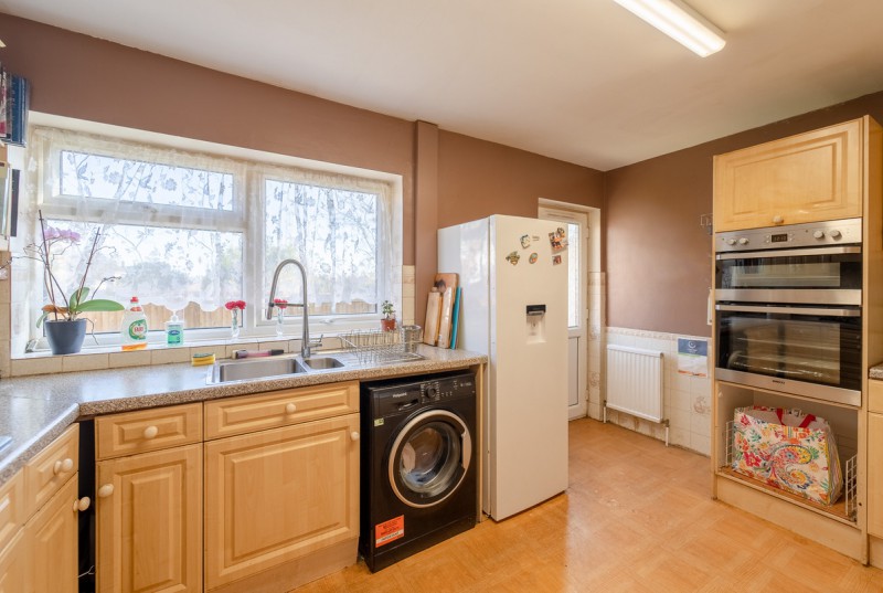 Acacia Avenue, St Ives12