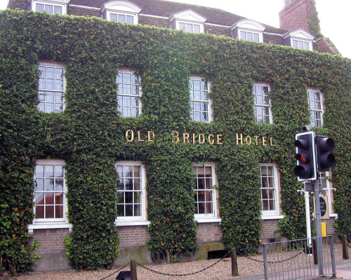 Old Bridge Hotel