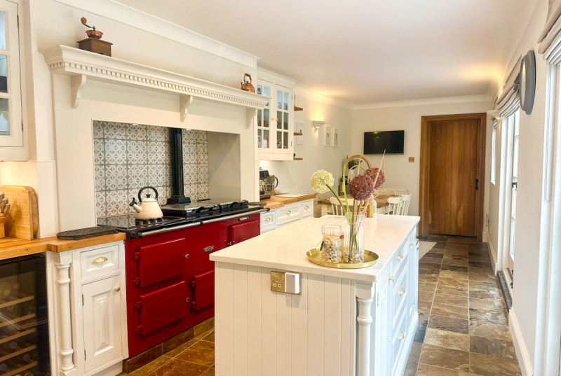 Harradine Farm Cottage, Church Street, Woodhurst36