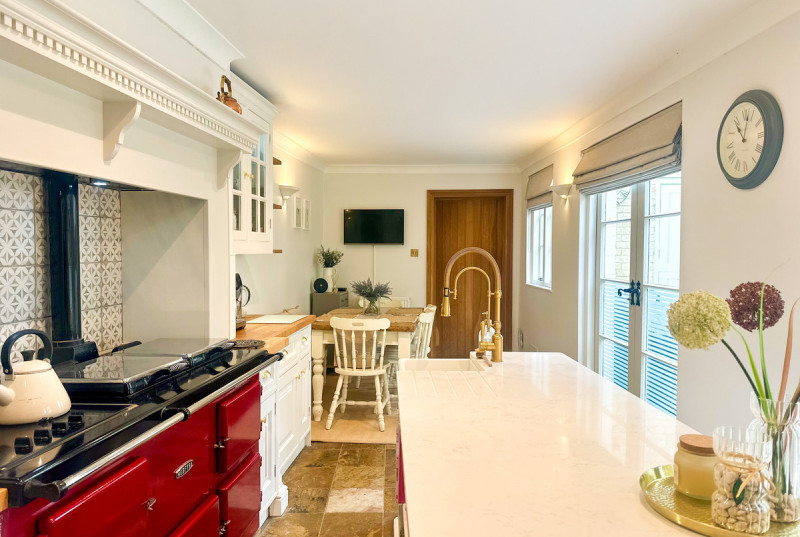 Harradine Farm Cottage, Church Street, Woodhurst37