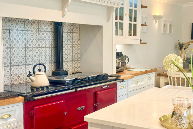 Harradine Farm Cottage, Church Street, Woodhurst40