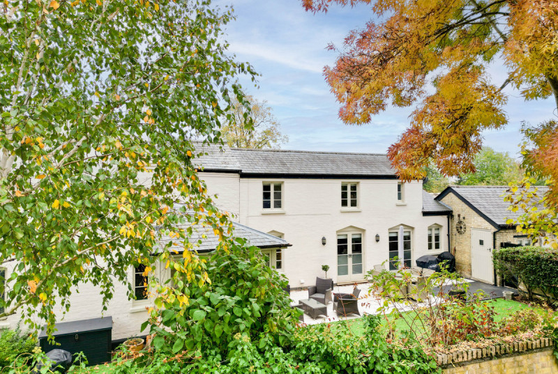 Harradine Farm Cottage, Church Street, Woodhurst43