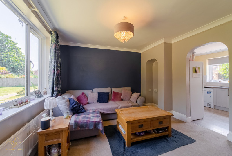 Lancaster Road, Upwood8