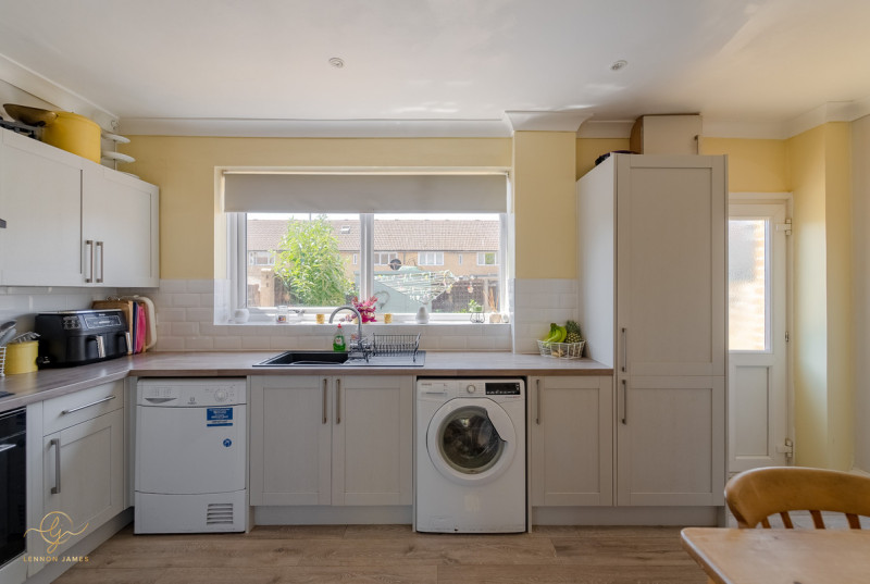 Lancaster Road, Upwood12