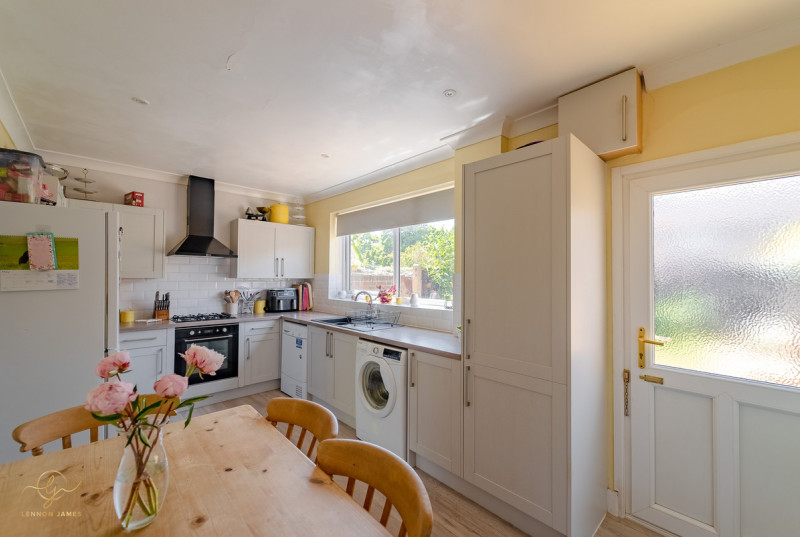 Lancaster Road, Upwood14