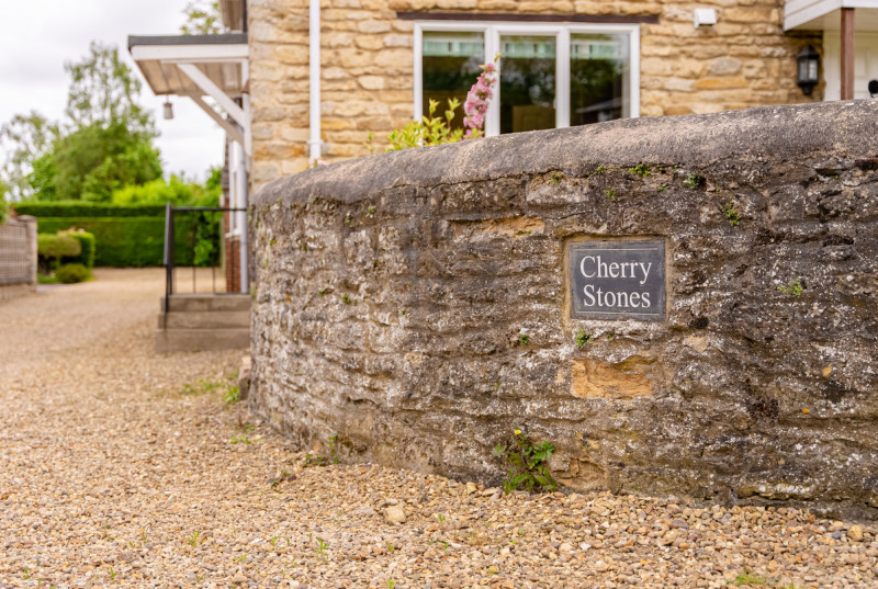 Cherry Orton Road, Orton Waterville6
