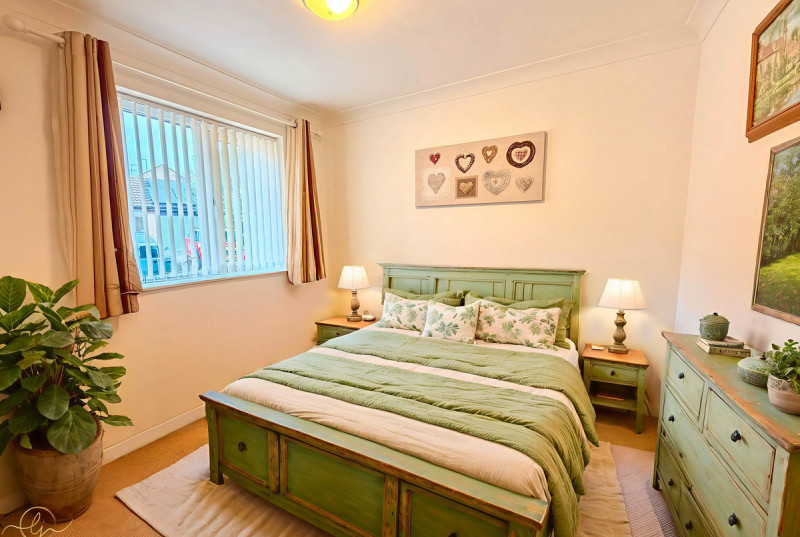 The Spinney, Bar Hill19