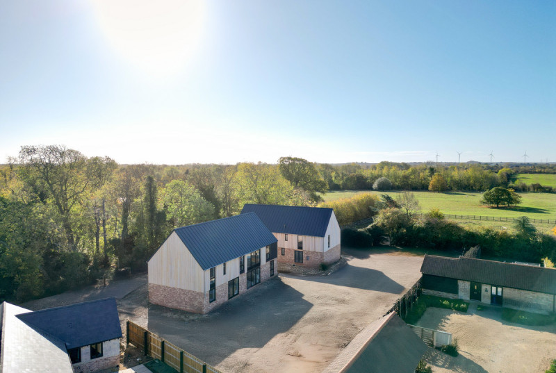 Thorns Farm Barn, Hamerton Road, Alconbury Weston23