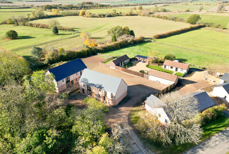 Thorns Farm Barn, Hamerton Road, Alconbury Weston24