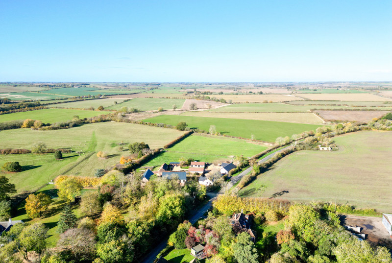 Thorns Farm Barn, Hamerton Road, Alconbury Weston29