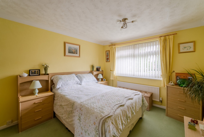 Woodfield Avenue, Bury13