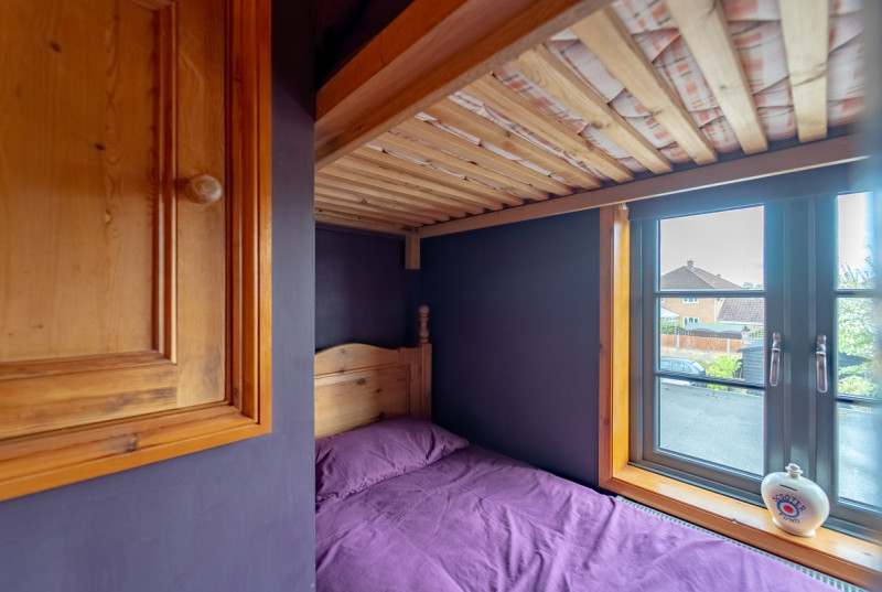 Breach Road, Grafham24