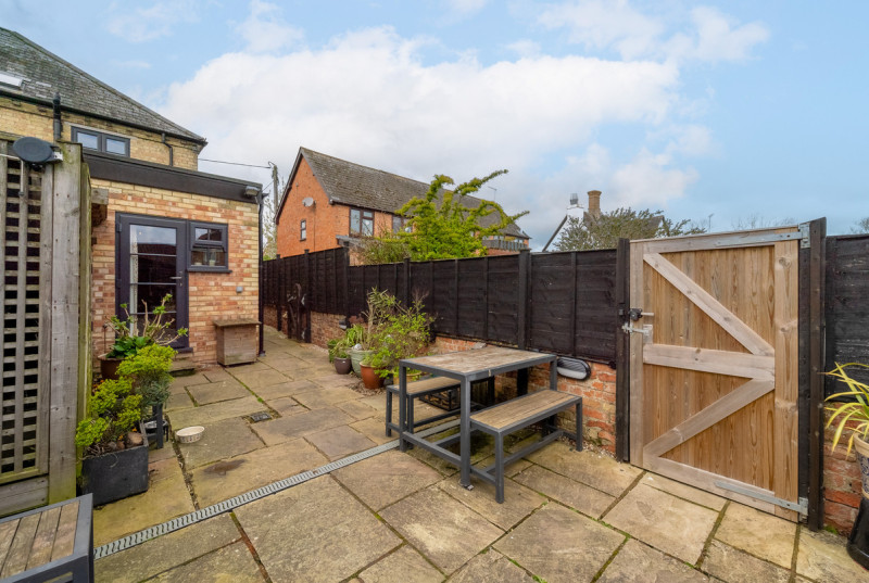 Breach Road, Grafham32