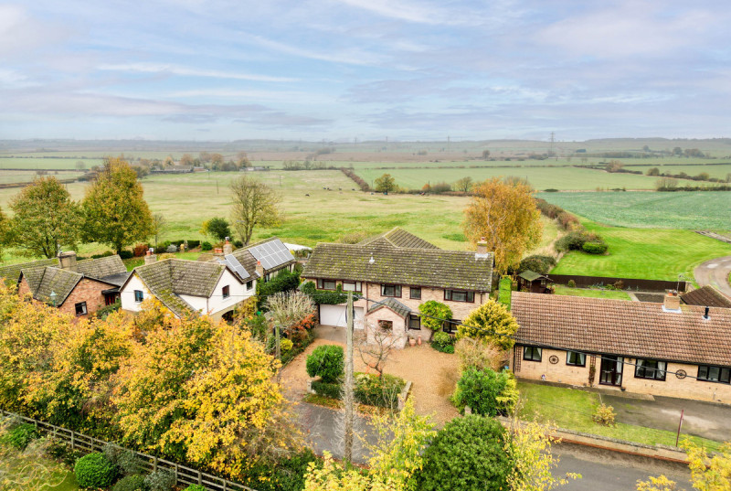 Four Winds, Hamerton Road, Buckworth7