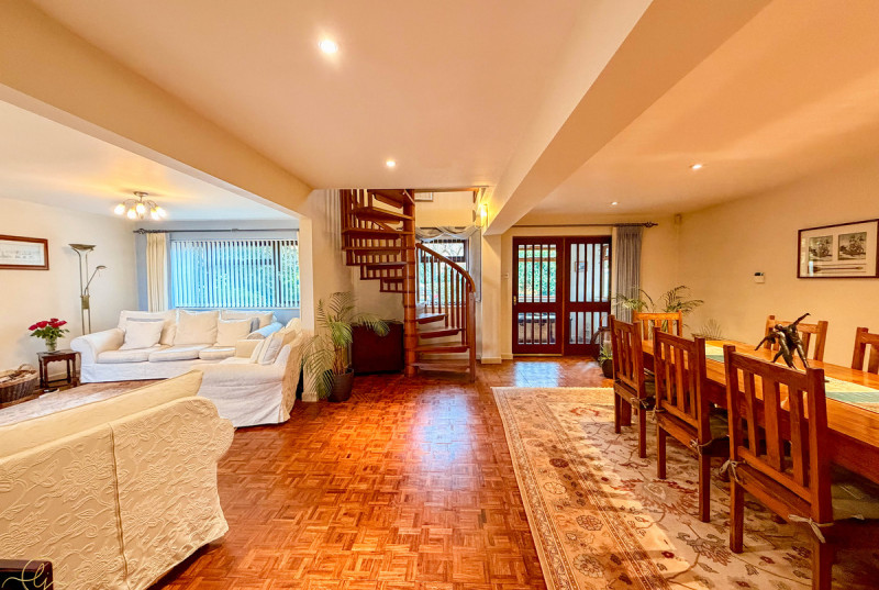 Four Winds, Hamerton Road, Buckworth11