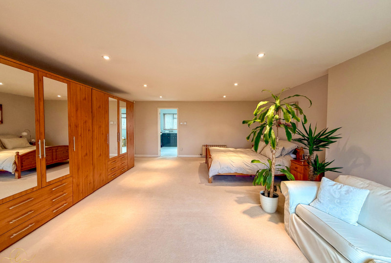 Four Winds, Hamerton Road, Buckworth32