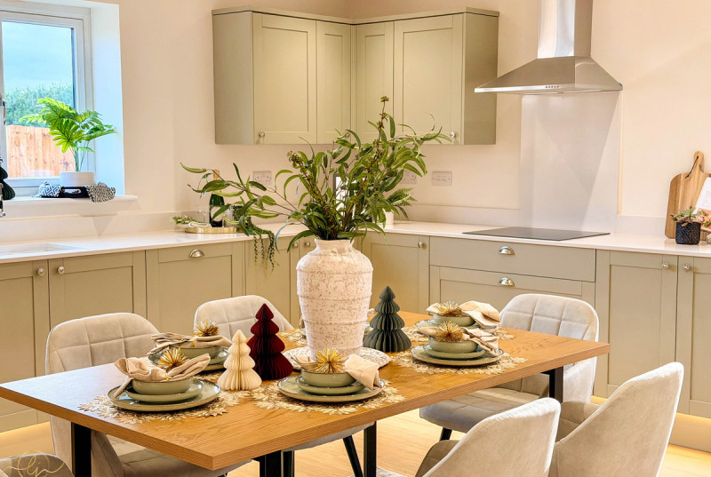 Rose Gardens, Manea28