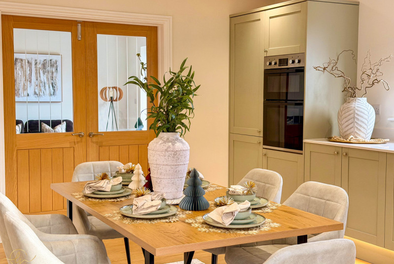 Rose Gardens, Manea31