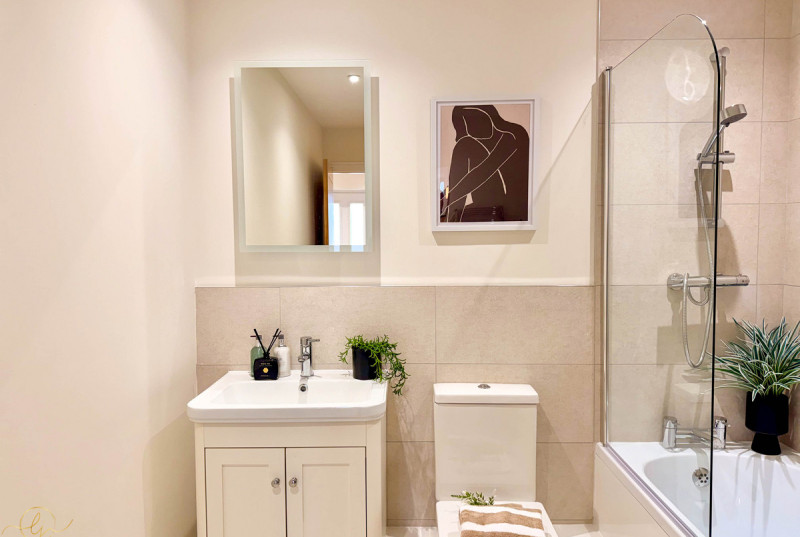 Rose Gardens, Manea43