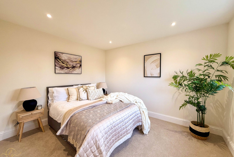 Rose Gardens, Manea45