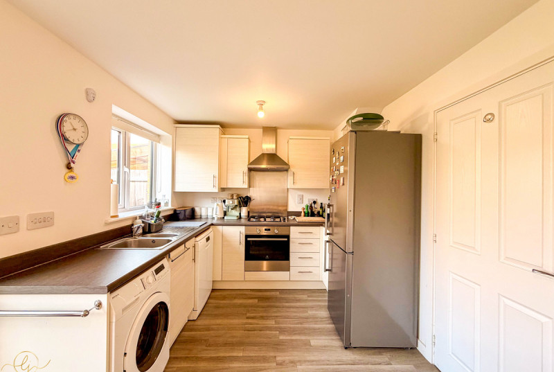 Westbury Drive, Hampton Gardens11