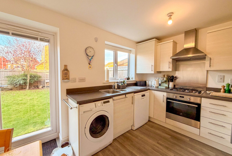 Westbury Drive, Hampton Gardens14