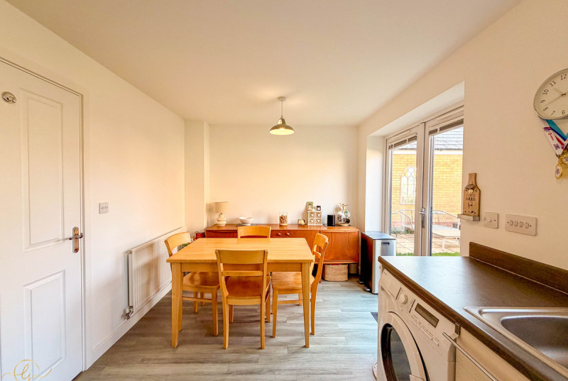 Westbury Drive, Hampton Gardens16